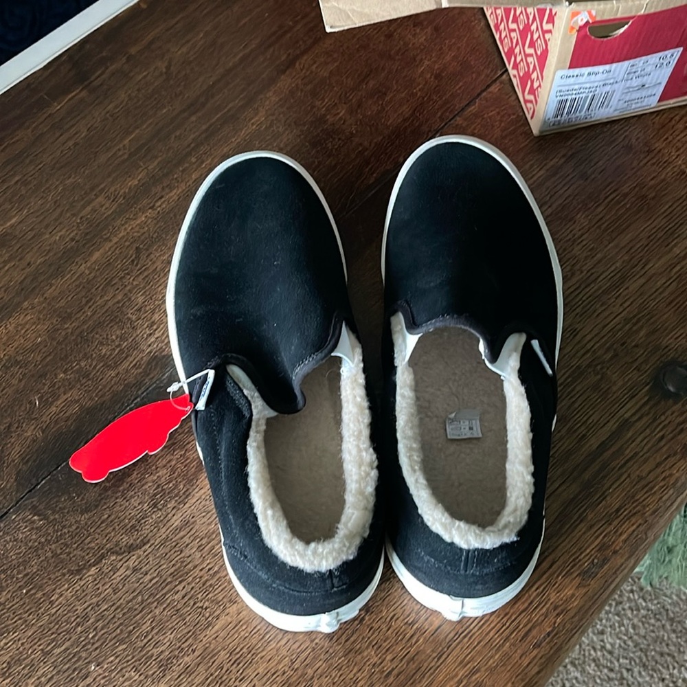 Vans Sherpa lined suede slip ons never used